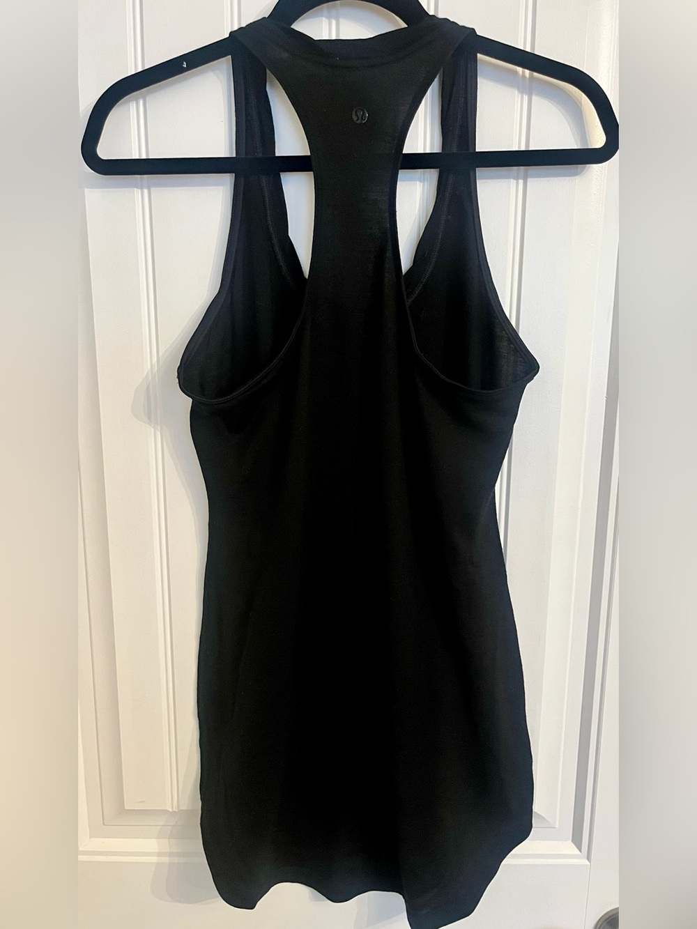 lululemon athletica ‘Cool Racerback Tank’ Black - Size 10